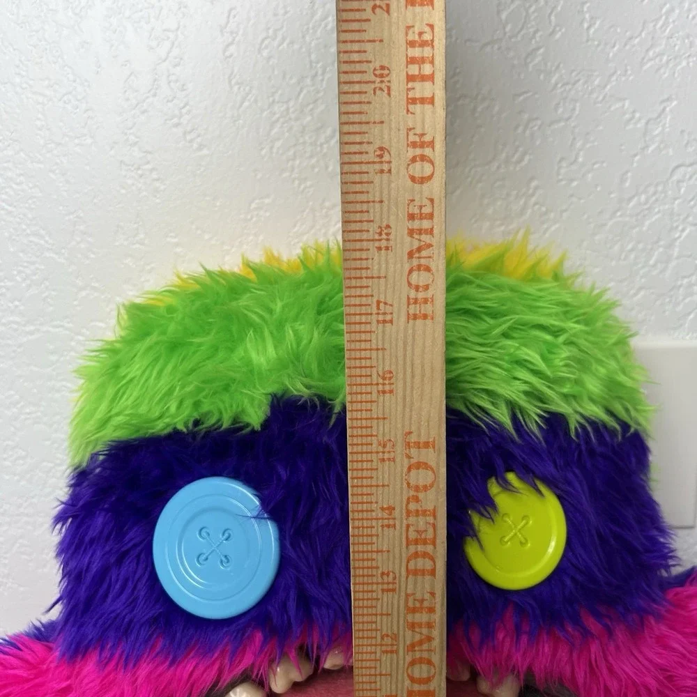NWT Bigg Fuggs Zuru Fuggler Oogah Boogah 18